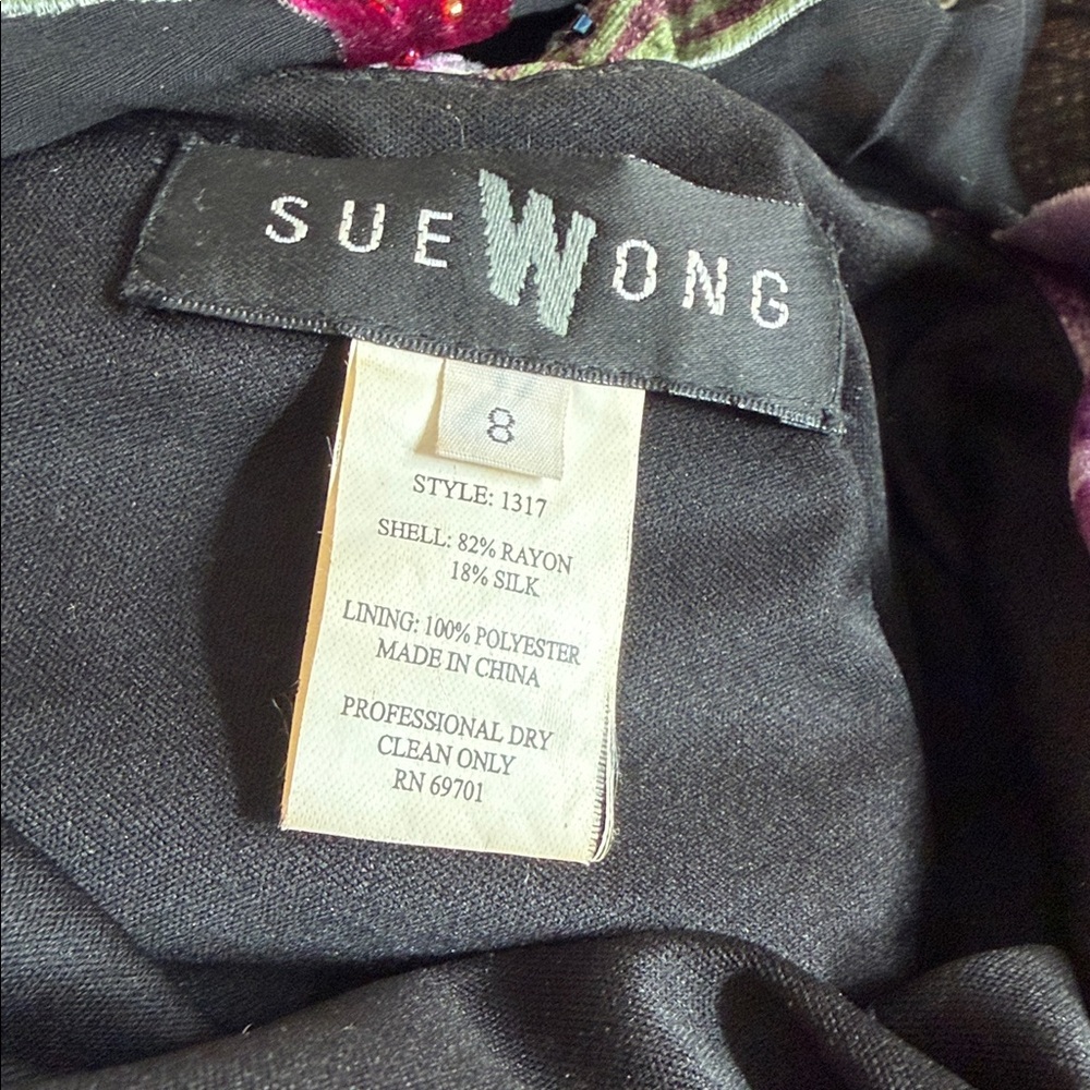 SueWongBeadedSilkBurnoutVelvet&SHAWLCowlNecklineClings&DrapesflatteringFEMININE8 - Picture 5 of 16